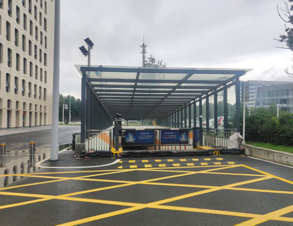 智能停車(chē)庫系統